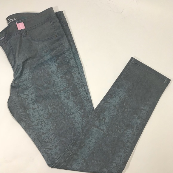 INC skinny jeans - Picture 5 of 8